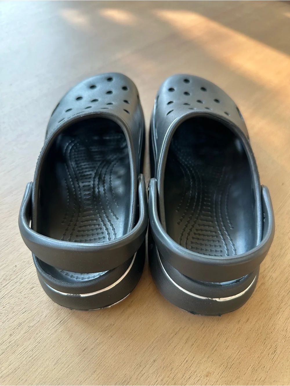 Clogs, US Size 3.5 Big Kid / EU 35–36, Black